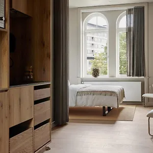 By Brochner Copenaghen